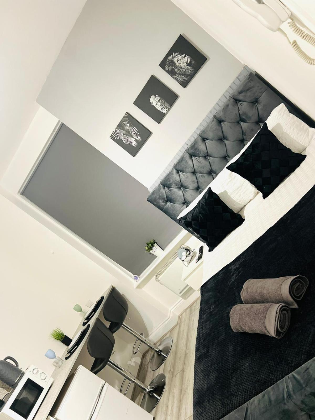 Central Studios In Top Location London Bagian luar foto