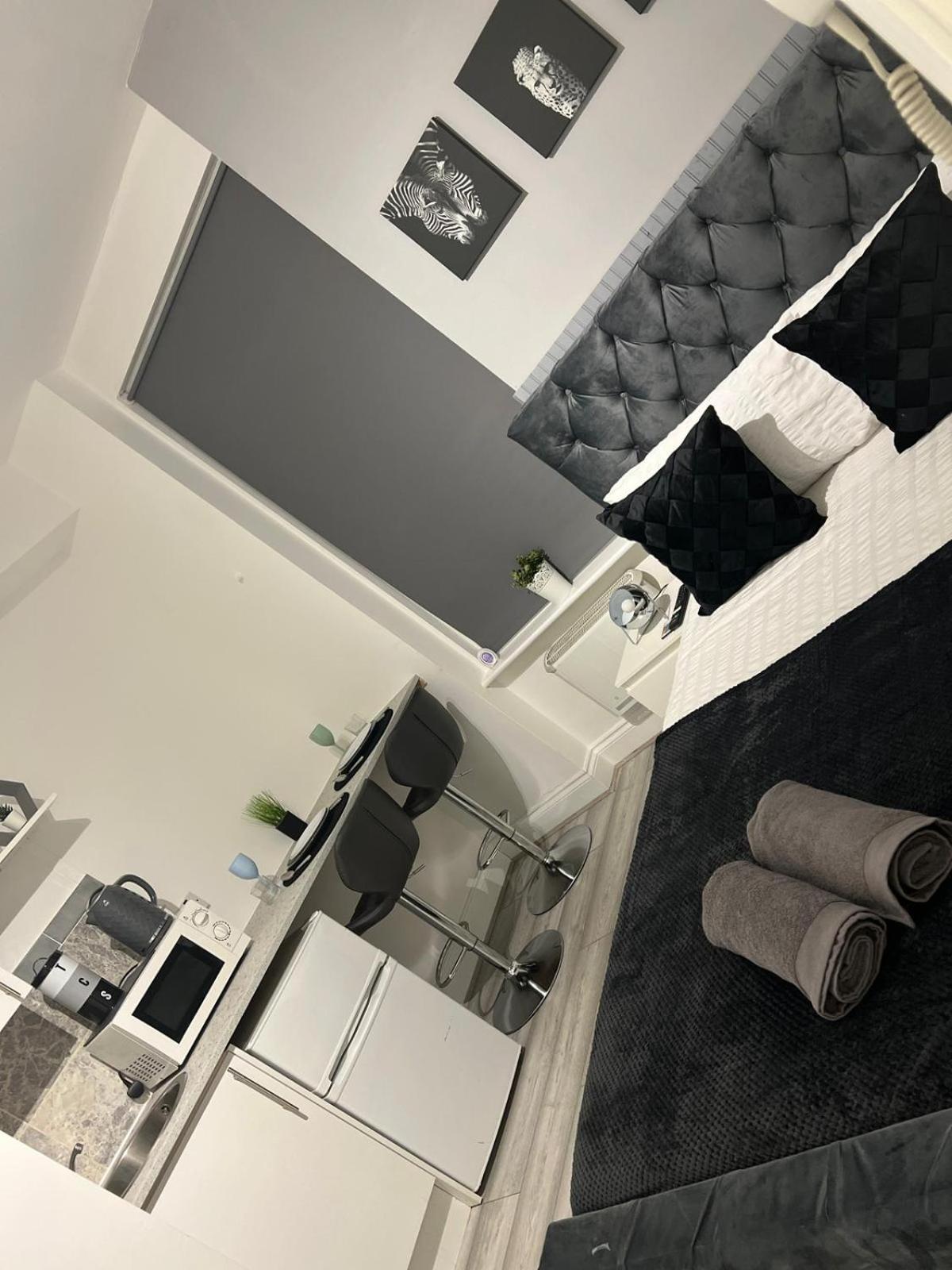 Central Studios In Top Location London Bagian luar foto